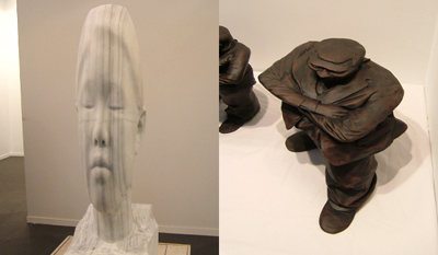 a la derecha, Yi Hwan Kwon